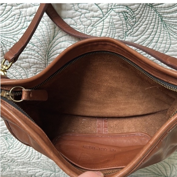 Coach • Vintage English Saddle Crossbody Bag - Picture 7 of 12